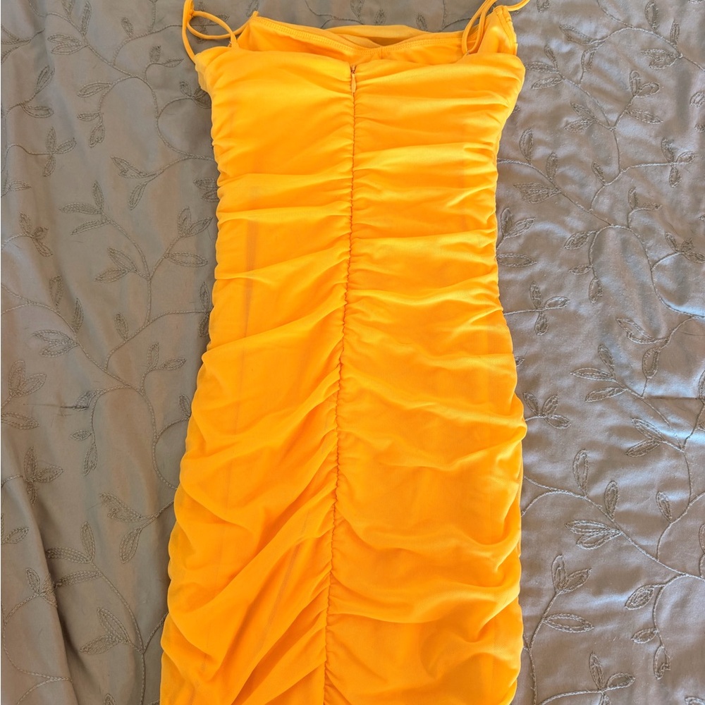 Yellow Ruched Dress - Picture 3 of 4
